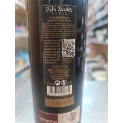 Vino pata negra tinto